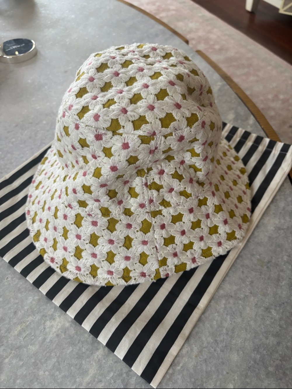 Lele Sadoughi Crochet Daisy bucket hat Chartreuse